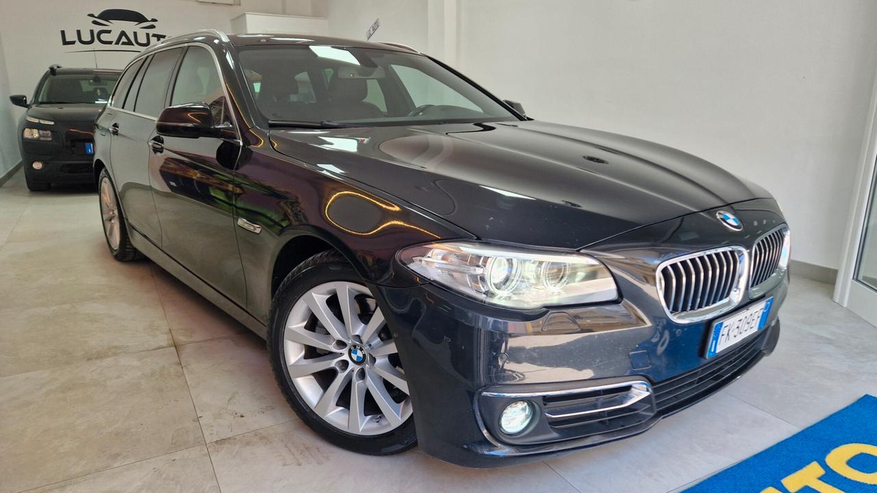 Bmw 520 520d xDrive Touring Luxury