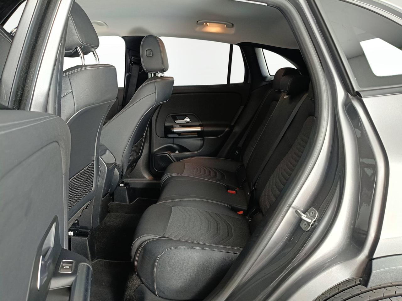 Mercedes-Benz GLA-H247 2023 - GLA 180 d Progressive Advanced Plus auto