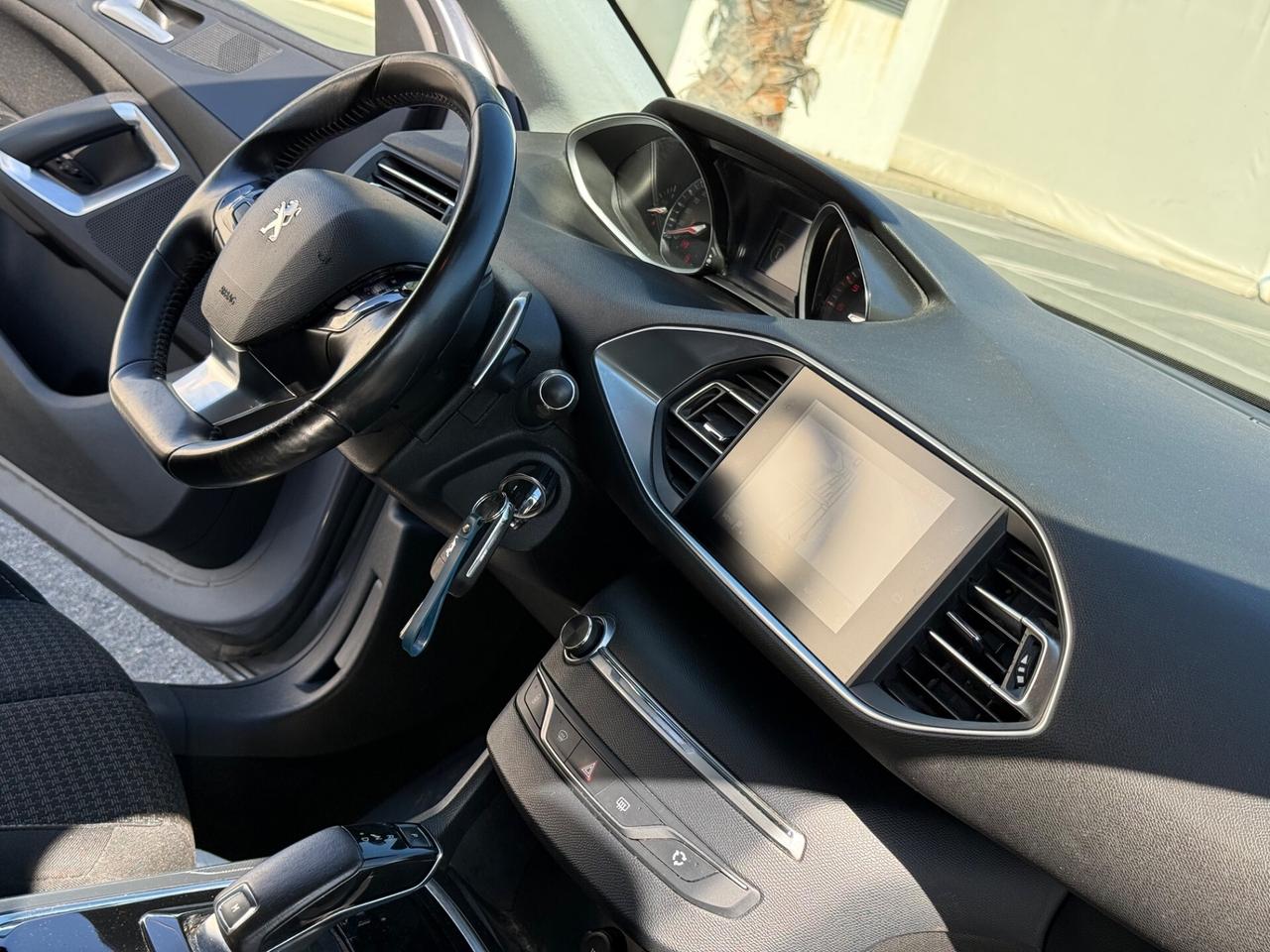 Peugeot 308 BlueHDi 130 S&S SW Allure-Automatica