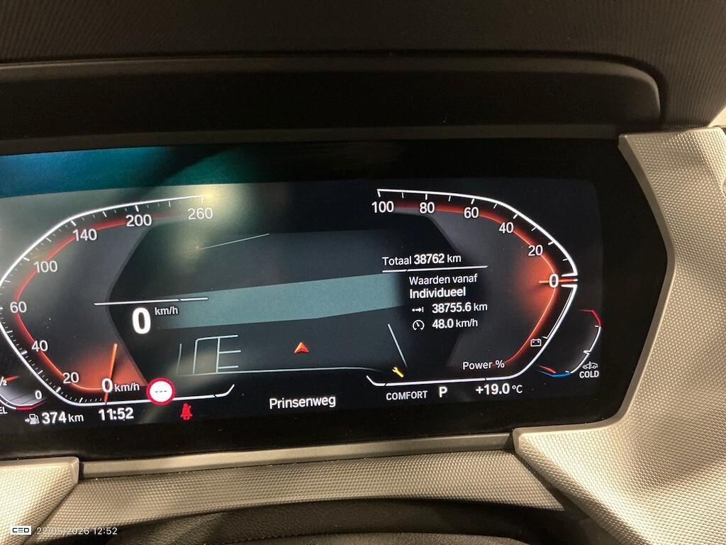 BMW 116D 115CV STEPTRONIC BUSINESS ADVANTAGE ( FARI LED - BMW DIGITAL COCKPIT - CRUISE - NAVI - MIRROR - PDC )