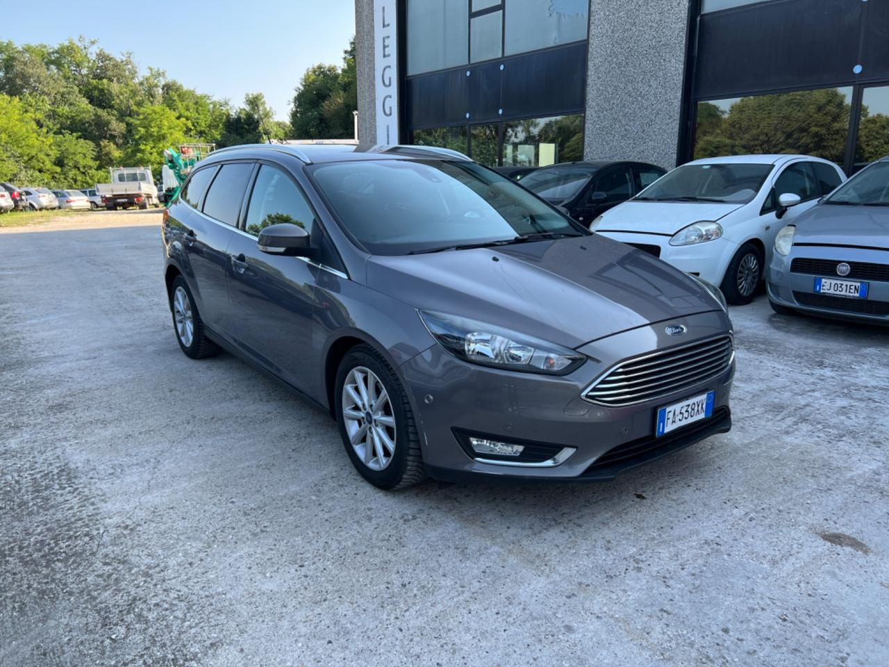 Ford Focus 1.5 TDCi 120 CV Start&Stop Powershift Titanium