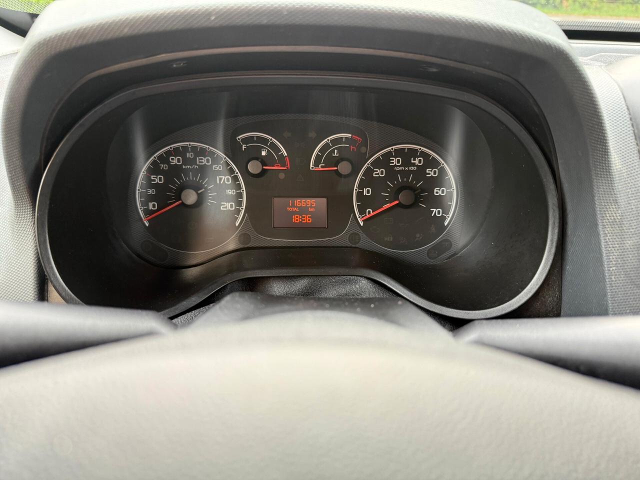Fiat Doblo Doblò 1.4 16V Emotion 5 Posti