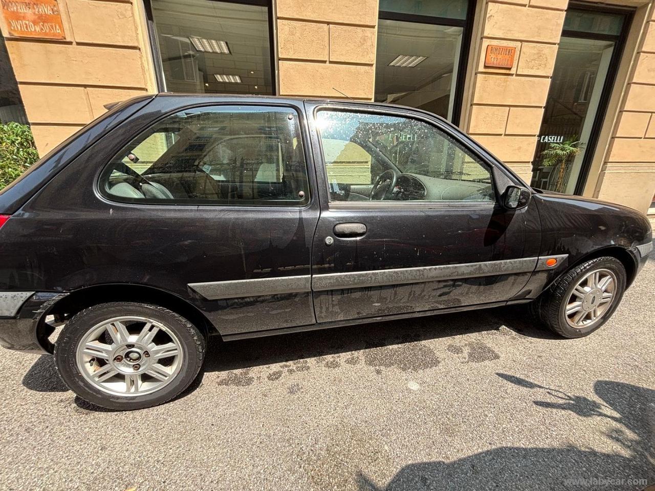 FORD Fiesta 1.2i 16V 3p. Zetec