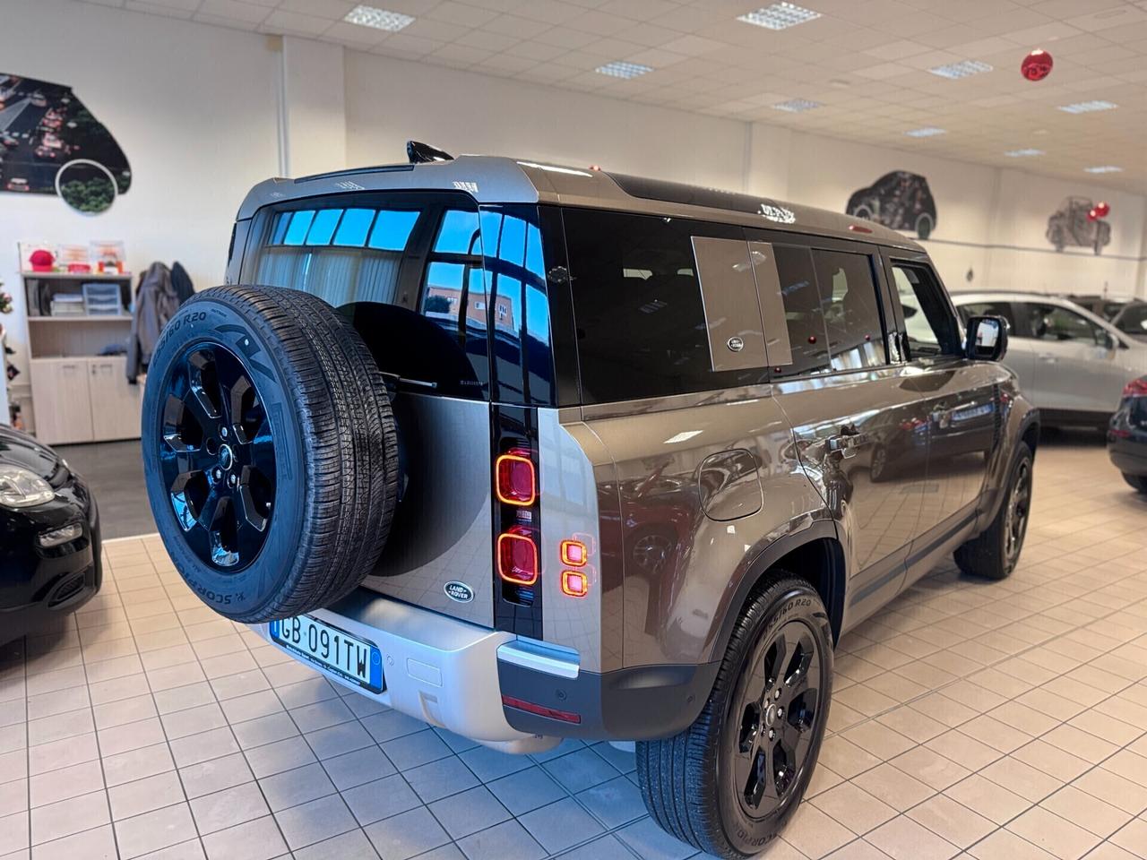 Land Rover Defender 110 2.0 SD4 240CV AWD Auto SE