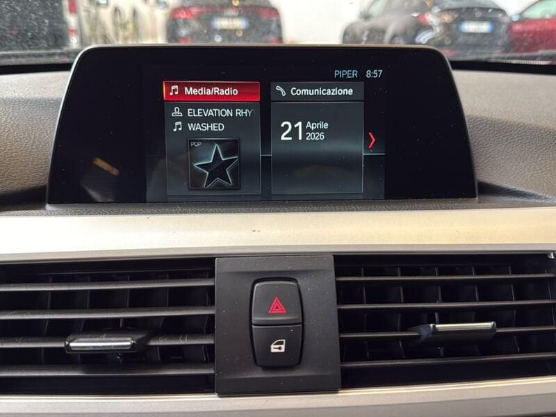 BMW Serie 3 318d Touring Business Adv. Aut.