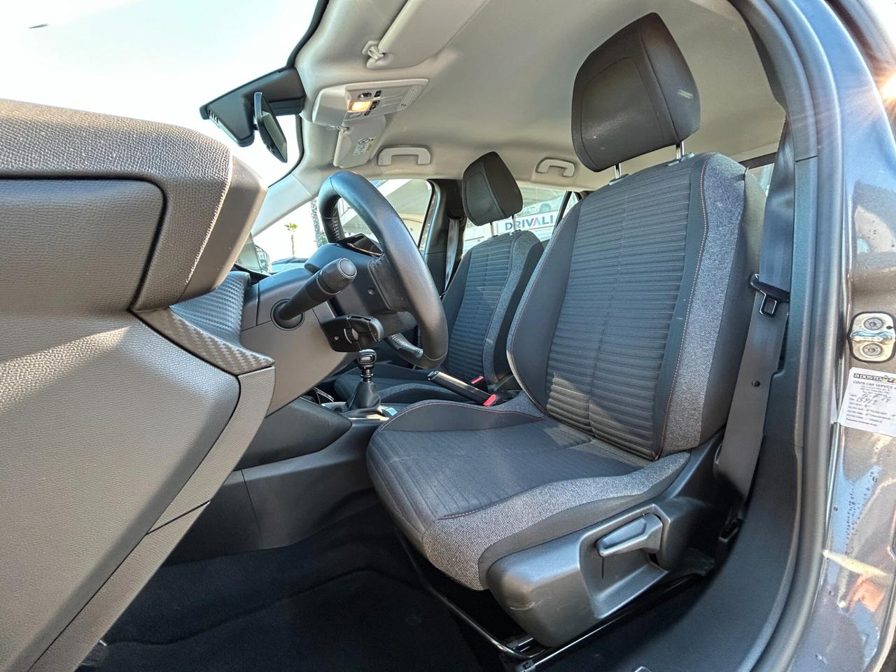 Peugeot 2008 1.2 puretech Active