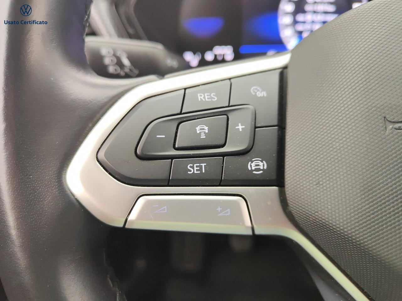 VOLKSWAGEN T-Cross - T-Cross 1.0 TSI Sport