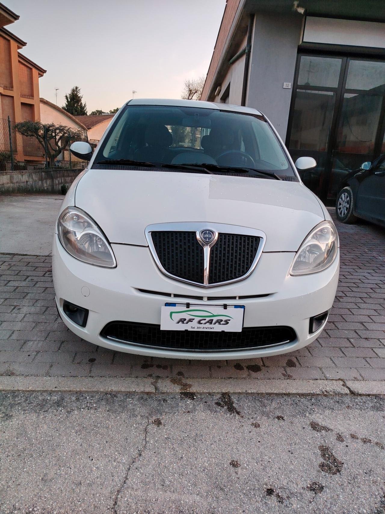 Lancia Ypsilon 1.2 Oro