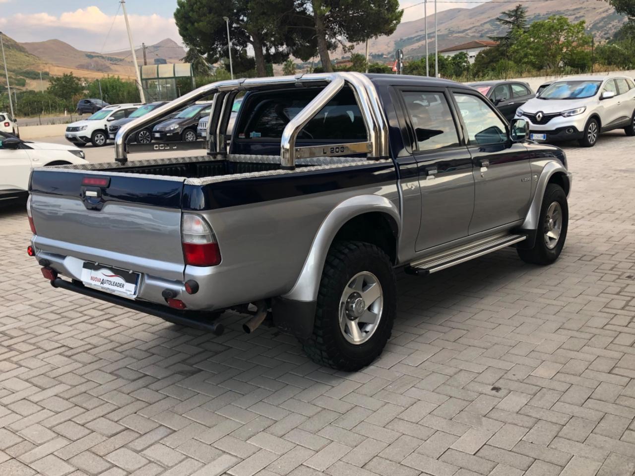 Mitsubishi L200 2.5 TDI 115 cv 4x4 anno 2002
