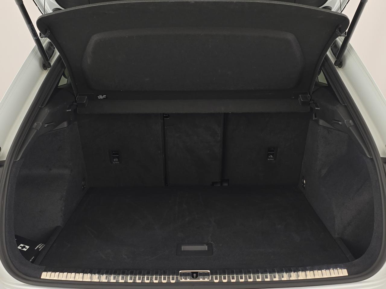 Audi Q3 35 2.0 tdi s line edition s-tronic