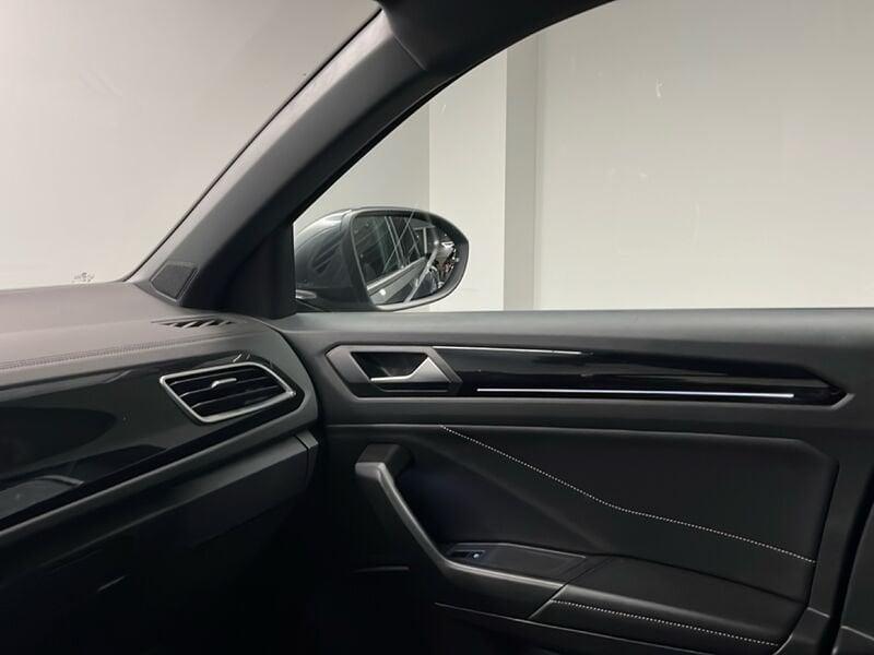 Volkswagen T-Roc Nuovo R-Line 1.0 TSI 81 kW (110 CV) Manuale