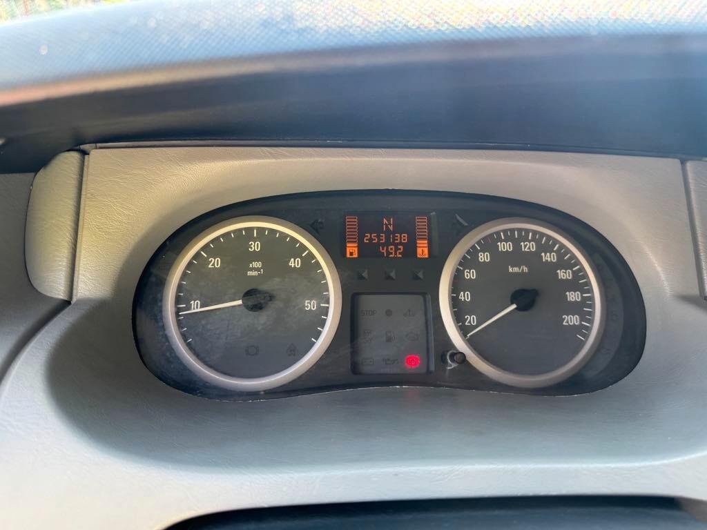 Opel Vivaro 27 2.5 CDTI PC-TN-DC Furgone Fap 6 POSTE