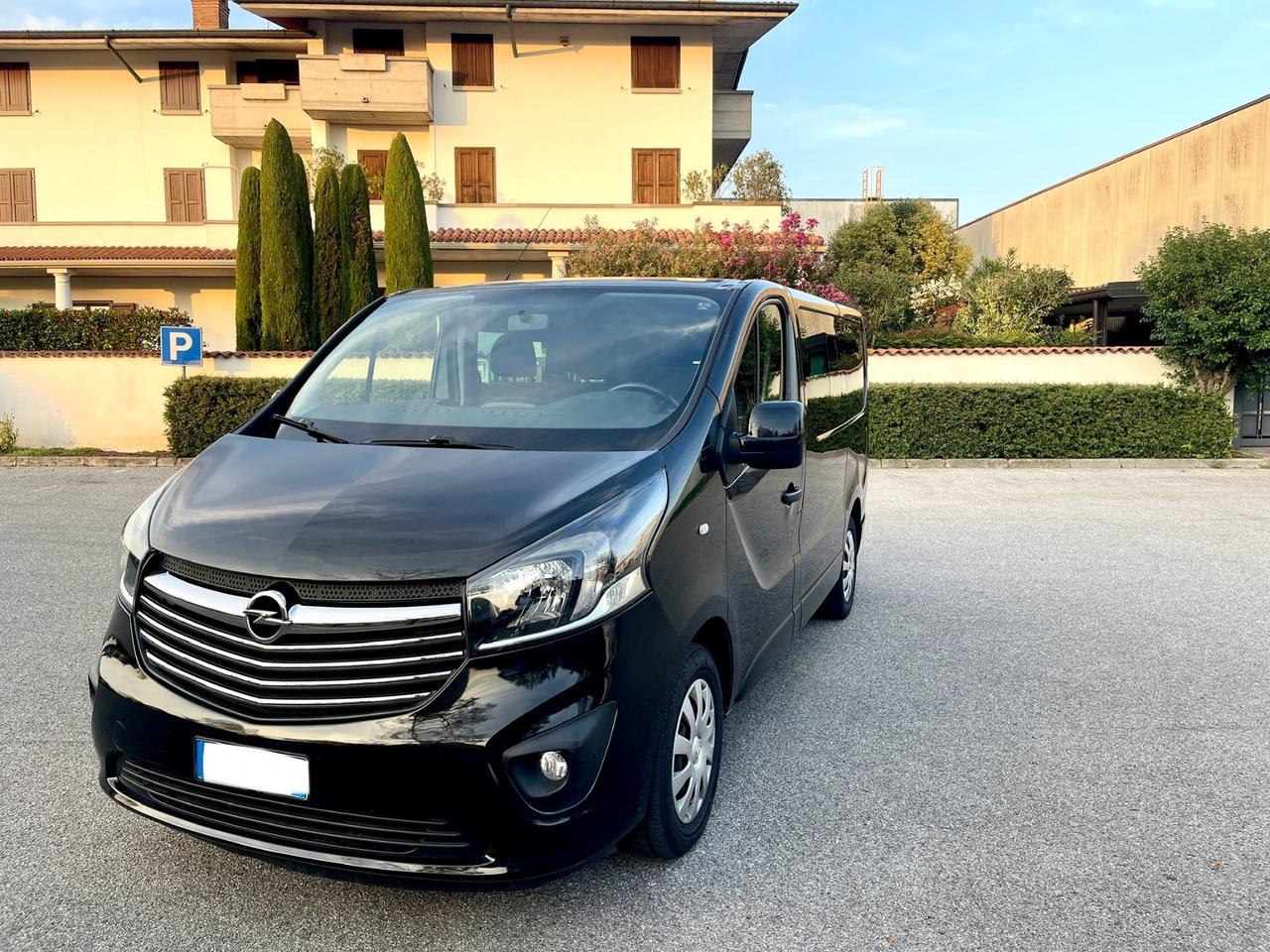 Opel Vivaro 27 1.6 BiTurbo S&S EcoFLEX PC-TN Combi 9 Posti 2015