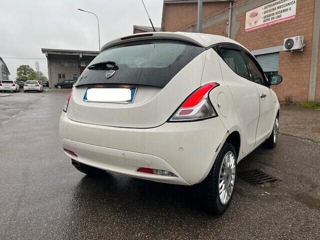 Lancia Ypsilon 1.2 69 CV 5 porte GPL Ecochic Gold