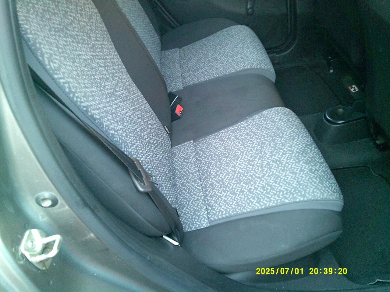 Lancia Ypsilon 1.0 FireFly 5 porte S&S Hybrid Silver