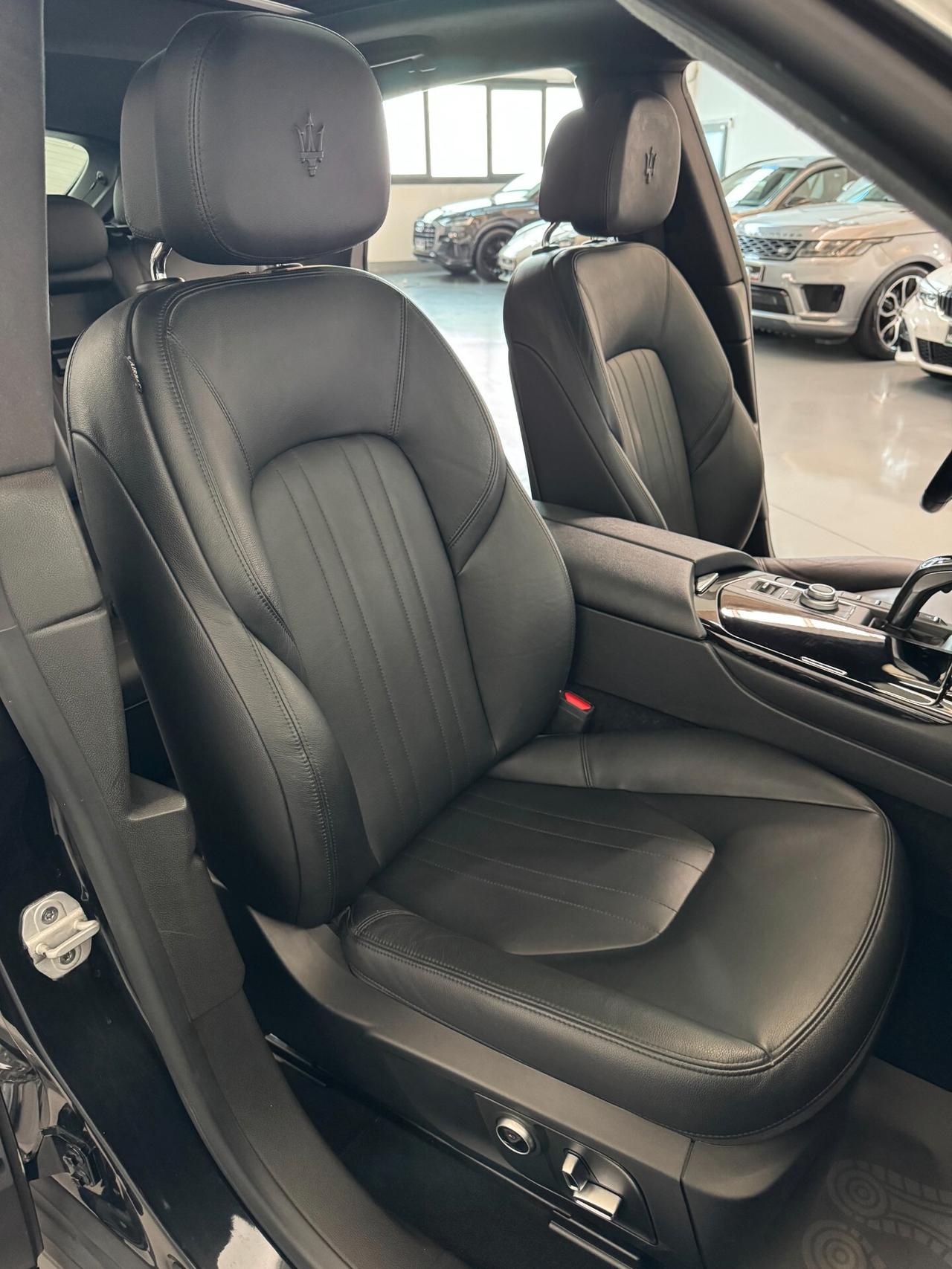 Maserati Levante Q4 V6 3.0cc 250cv Tetto apribile Sospensioni Autoregolabili IVA Esposta