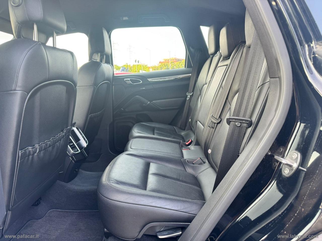 PORSCHE Cayenne 3.0 Diesel