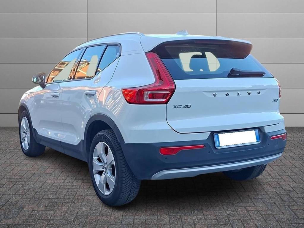 Volvo XC40 2.0 D3 Momentum AWD Geartronic