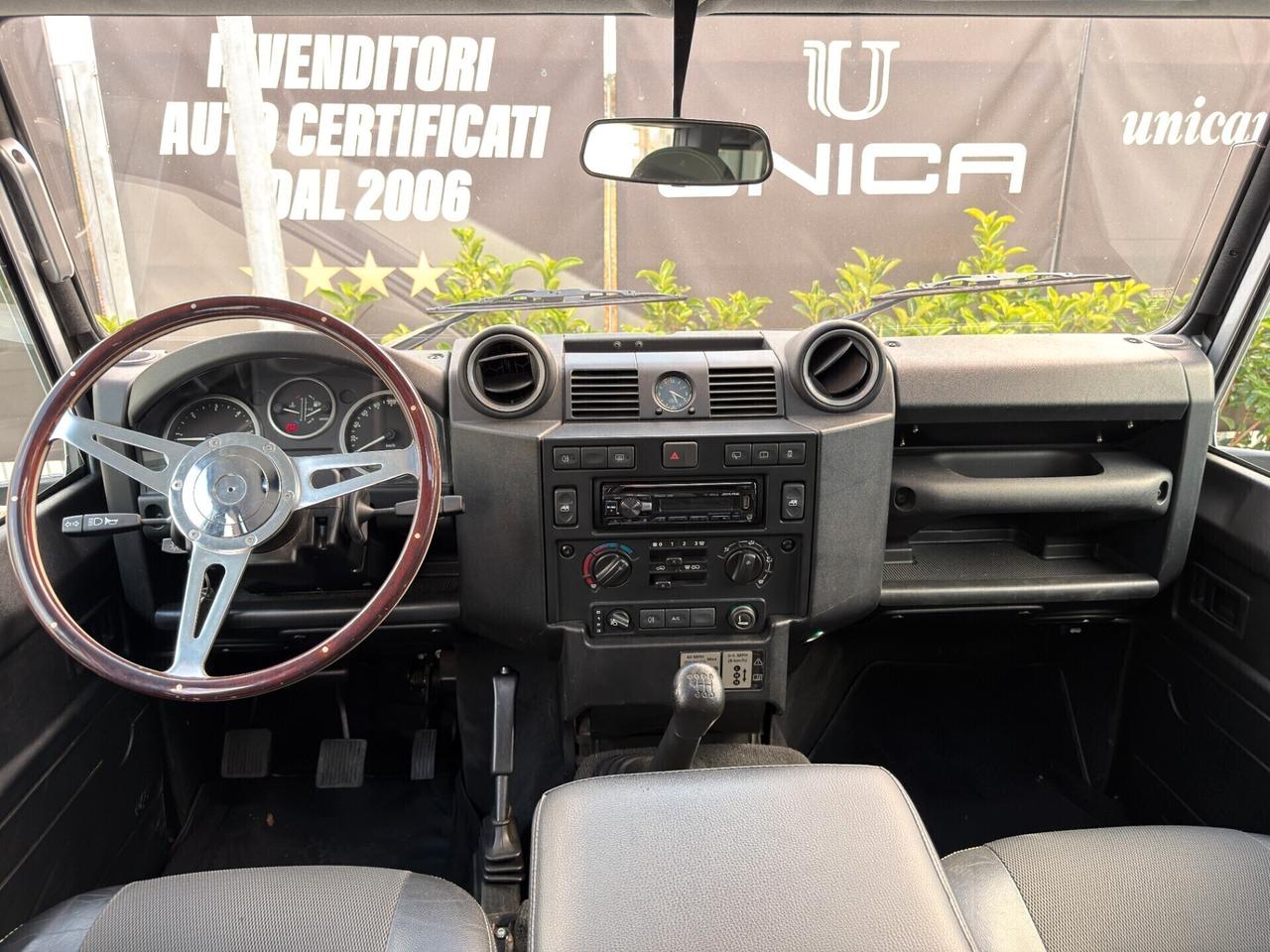 Land Rover Defender 110 2.2 TD4 SE 122 CV SW 7 POSTI AUTOCARRO IVA ESPOSTA