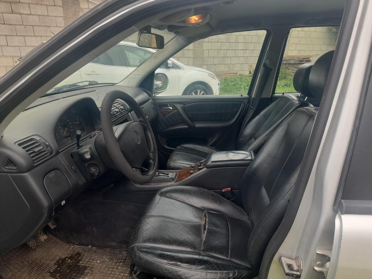 Mercedes-benz ML 270 2.7cc diesel (PRIVATO)- 2000