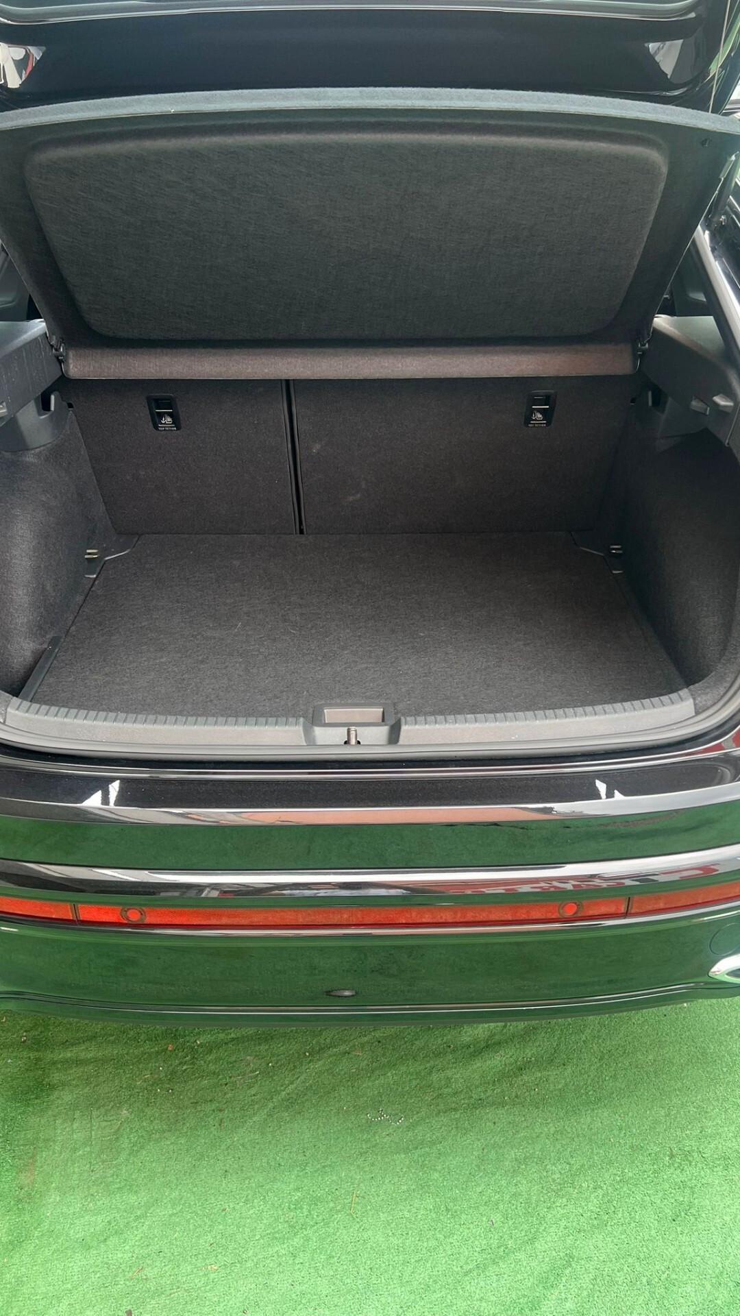 Volkswagen Taigo 1.0 TSI 115 CV R-Line Plus