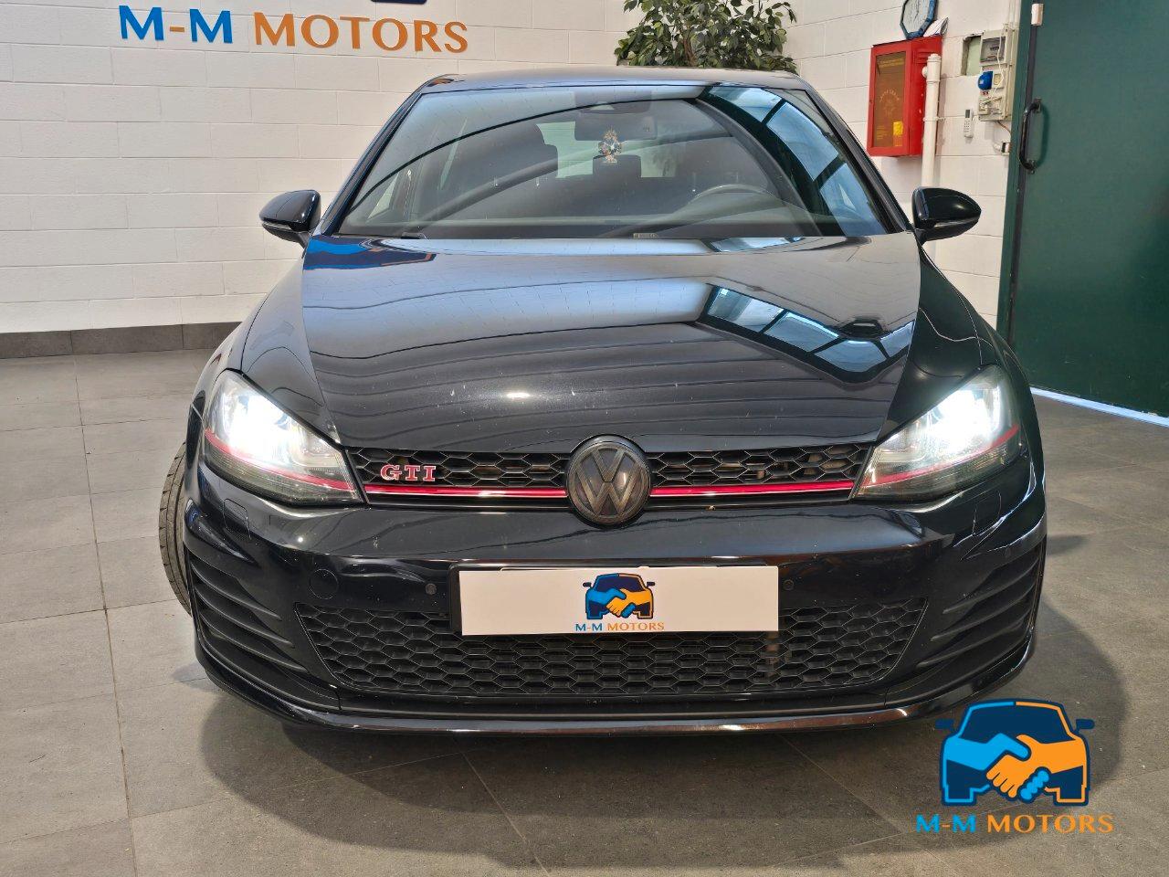 Volkswagen Golf GTI