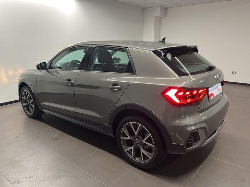 Audi A1 ALLSTREET 30 TFSI S TRONIC