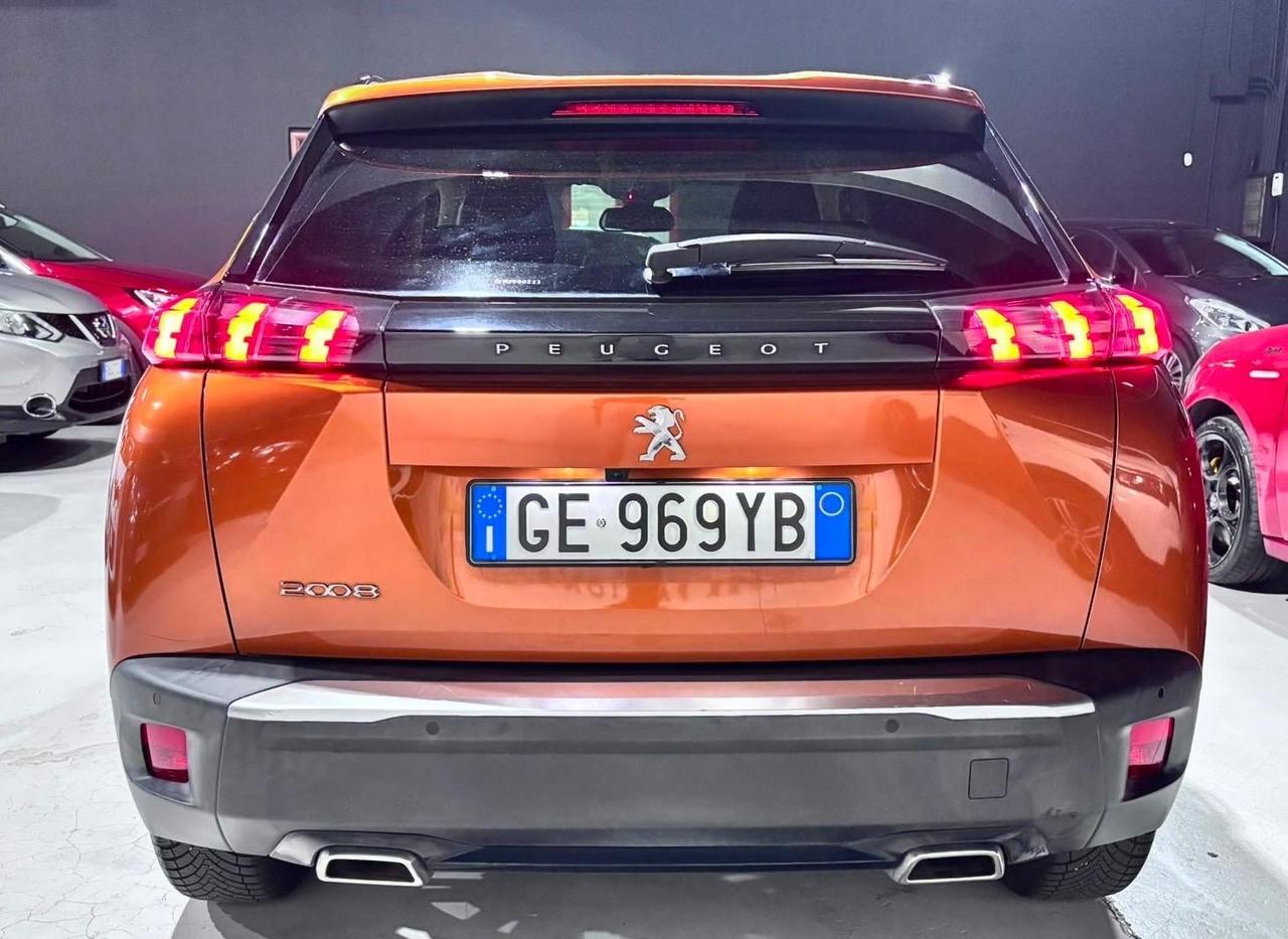 Peugeot 2008 Benzina + Euro 6 Neopatentati 4 Stagioni