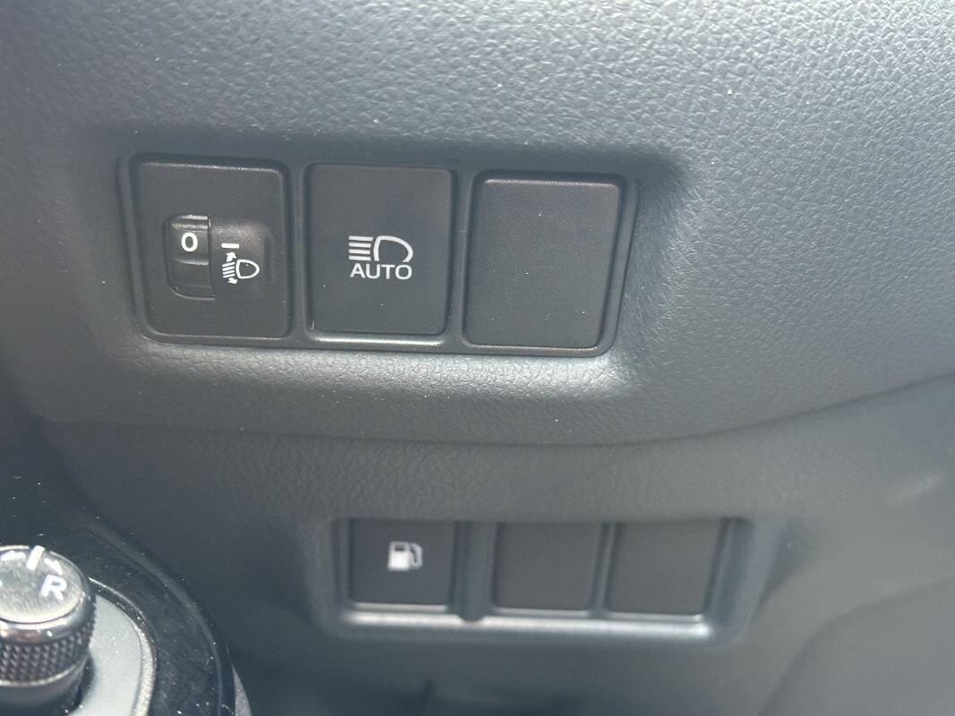 Toyota C-HR 2.0h More Business AUTOMATICA con CarPlay