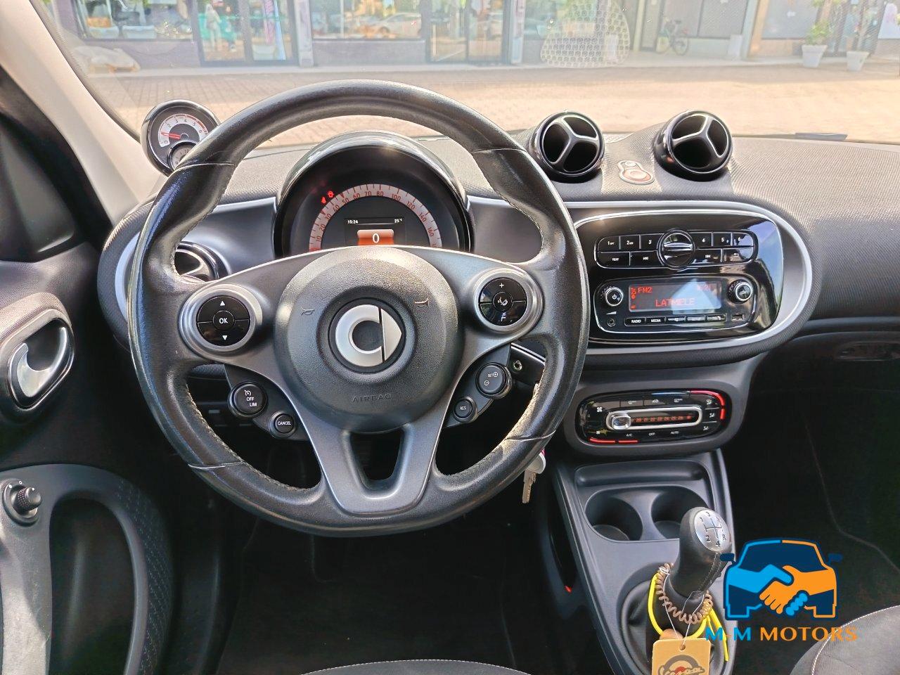 SMART FORFOUR
