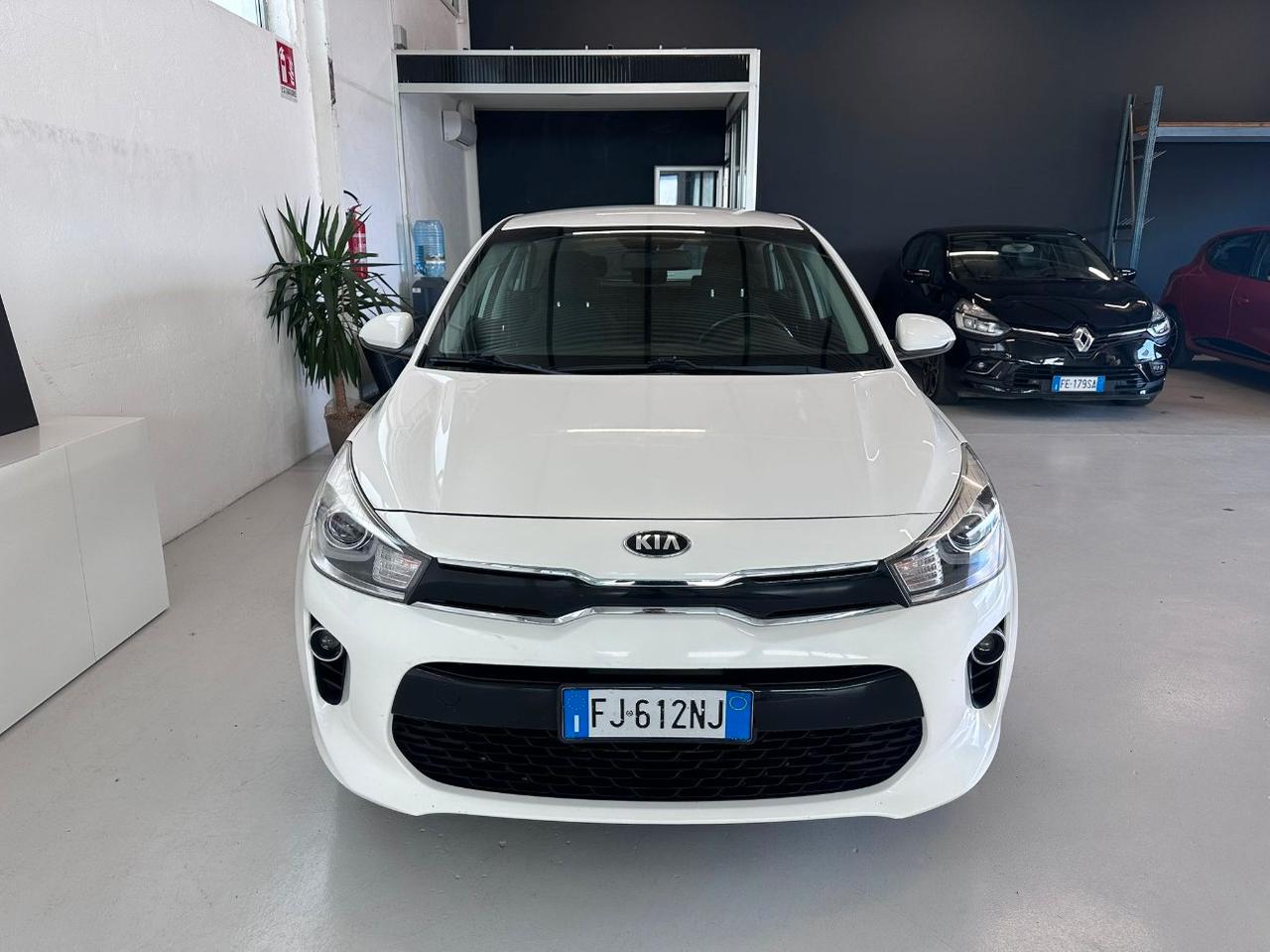 Kia Rio 5 Porte Rio 1.4 crdi Active 77cv
