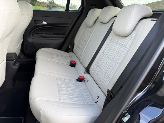 FIAT 600 HYBRID 110 CV DCT MHEV LA PRIMA+PELLE+18+LED