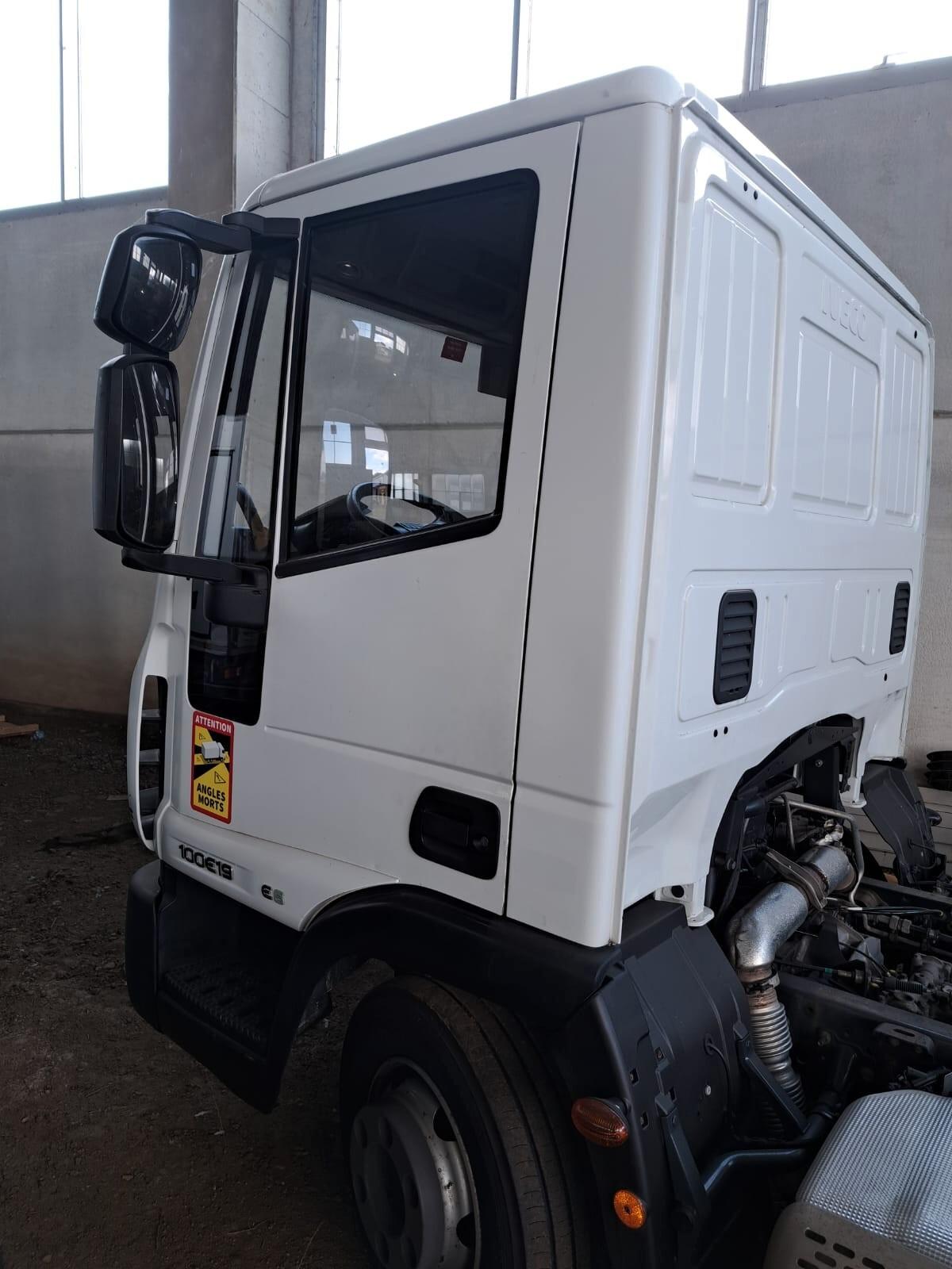 Carro attrezzi IVECO EUROCARGO 100E19P