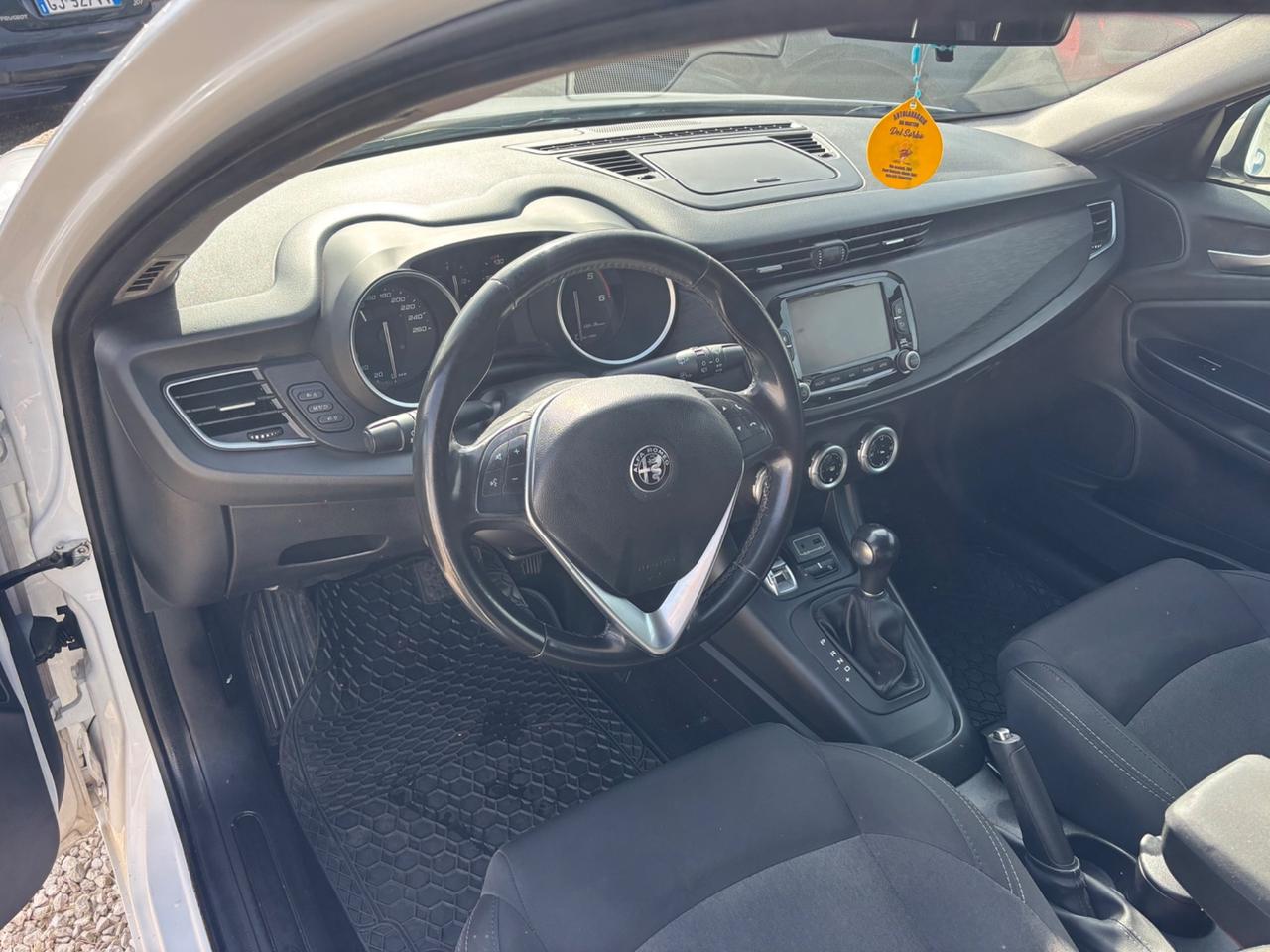 Alfa Romeo Giulietta 1.6 JTDm TCT 120 CV