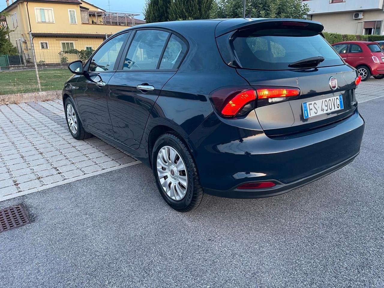 Fiat Tipo 1.6 Mjt S&S 5 porte Easy