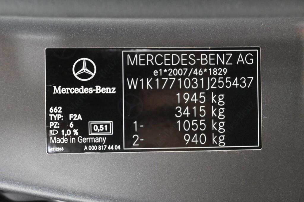 Mercedes-benz A 180 d Business Sedan