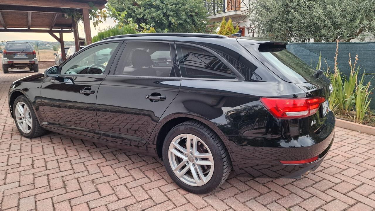 Audi A4 Avant 2.0 TDI 150 CV ultra S tronic