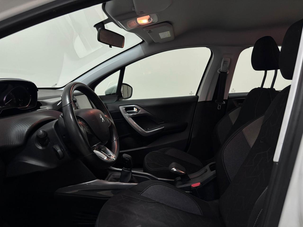 Peugeot 2008 PureTech 82 cv EURO 6