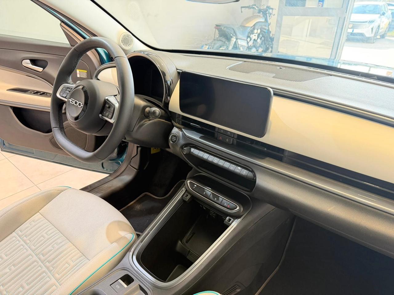 Fiat 600 Hybrid 100 CV DCT MHEV La Prima