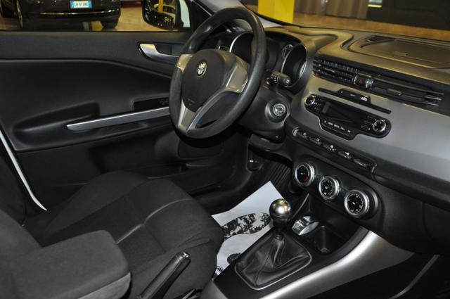 ALFA ROMEO Giulietta 1.6 JTDm-2 105 CV Distinctive