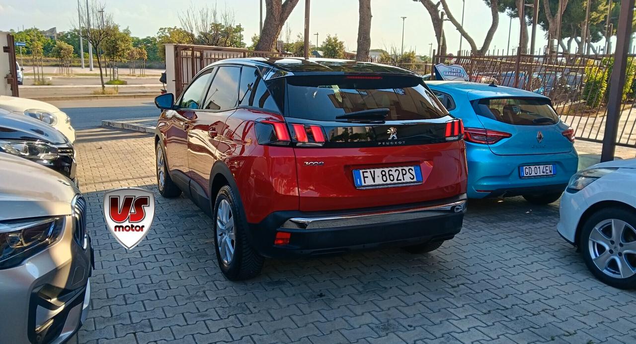 PEUGEOT 3008 1.2 BENZ-NAVI-PREZZO PROMO!