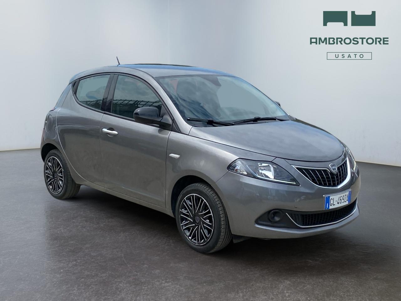 LANCIA Ypsilon III 2021 - Ypsilon 1.0 firefly hybrid Silver s&s 70cv 5p.ti