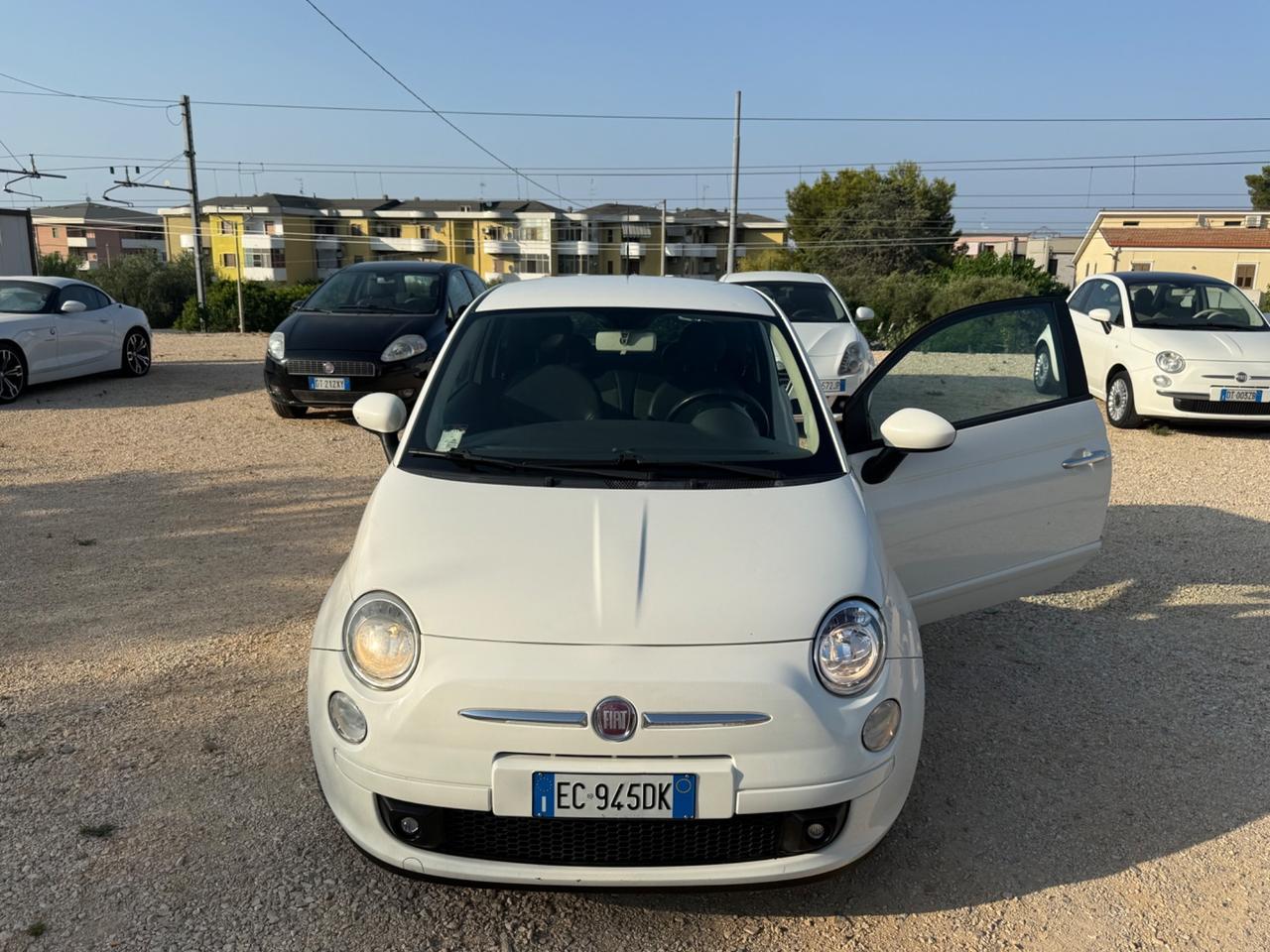 Fiat 500 1.3 Multijet Lounge 3.999€ Permute