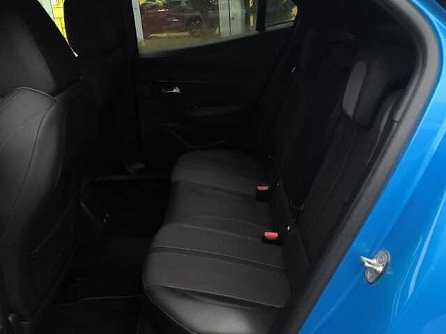 Peugeot 2008 PureTech 130 S&S GT