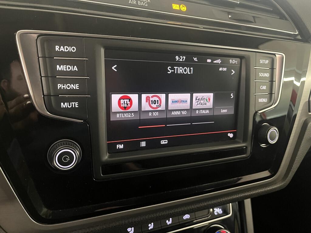 Volkswagen Touran VW TDI DSG 7 posti