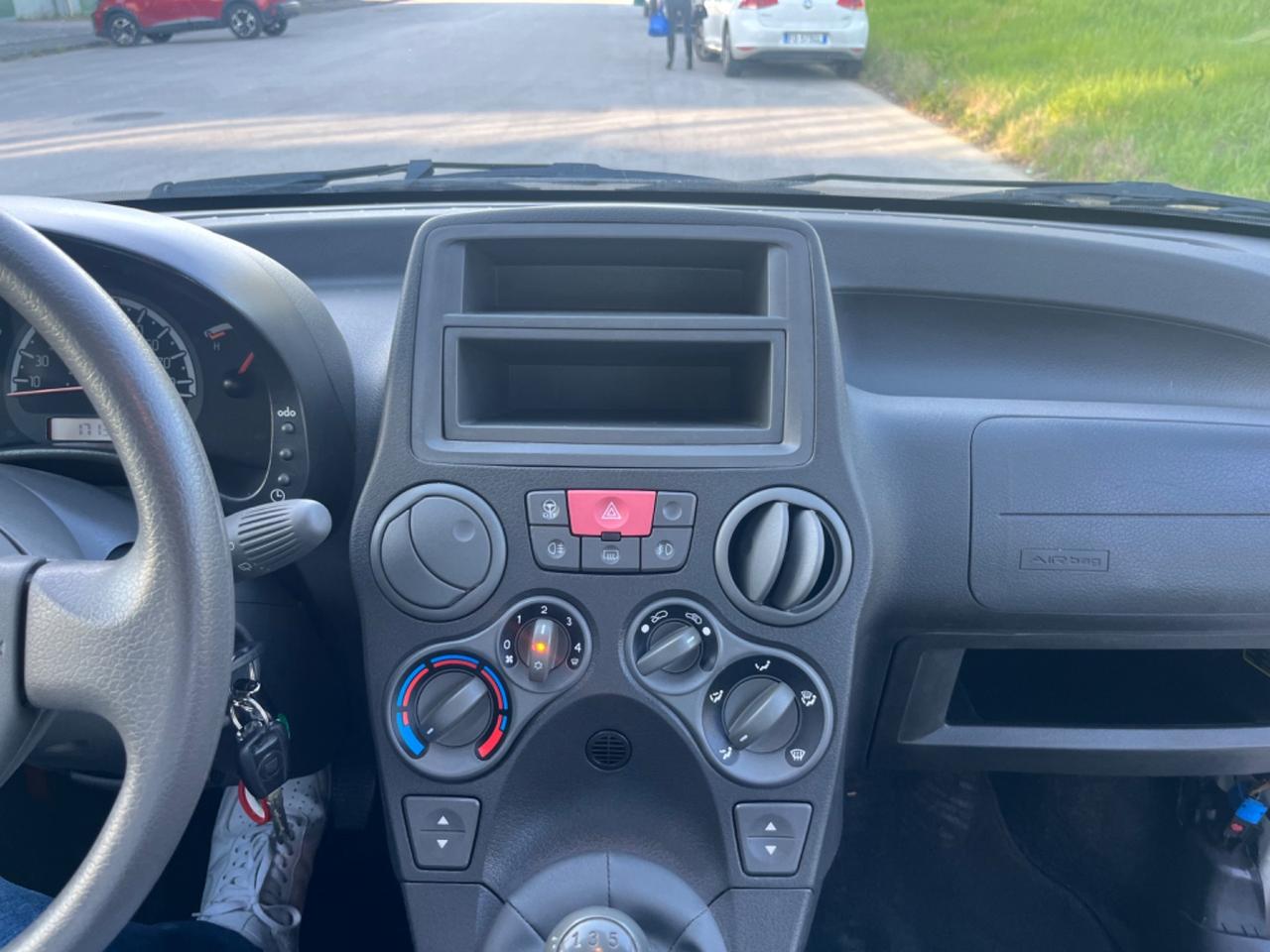 FIAT PANDA 2012 1:2 BENZINA SOLI 62.000 KM