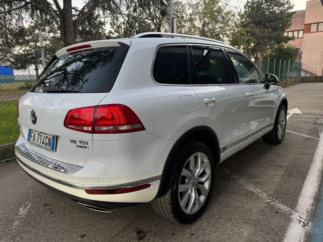 VOLKSWAGEN Touareg 3.0 TDI 204CV Tiptronic BMT R-LINE