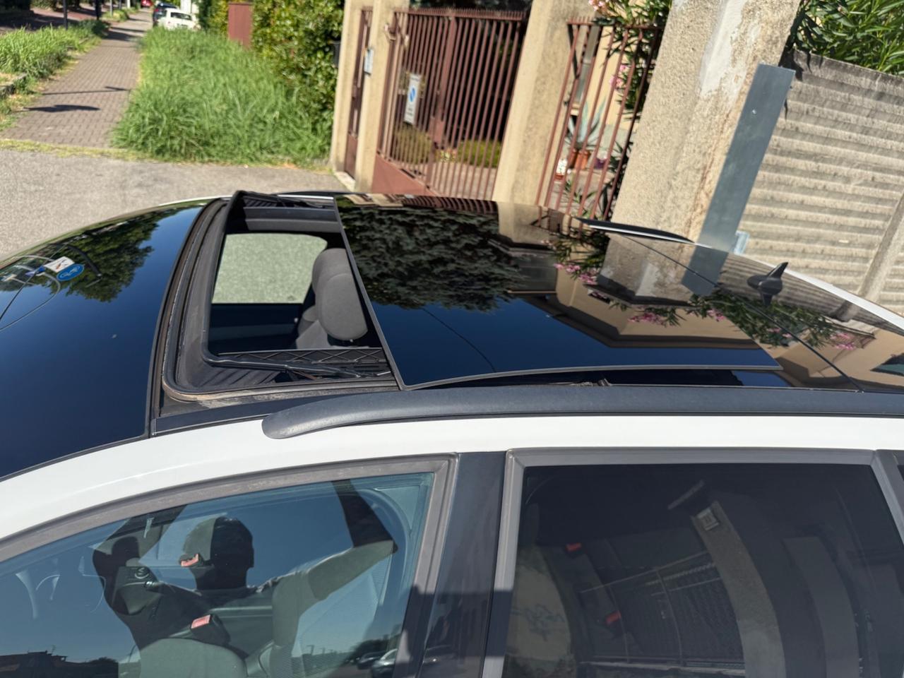 Audi A3 1.6 105 cv