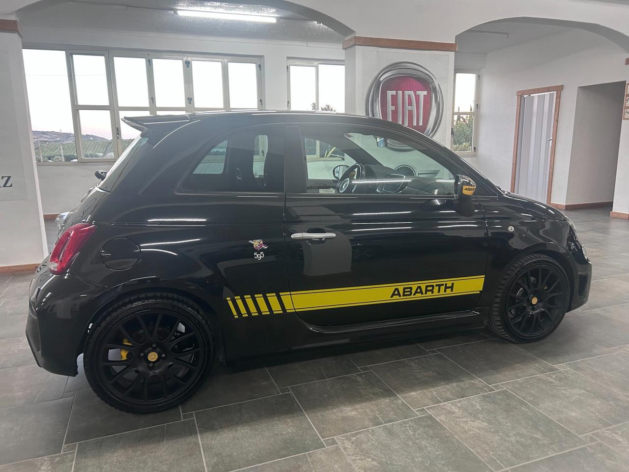 Abarth 595 1.4 Turbo T-Jet 160 CV Pista (Monza)