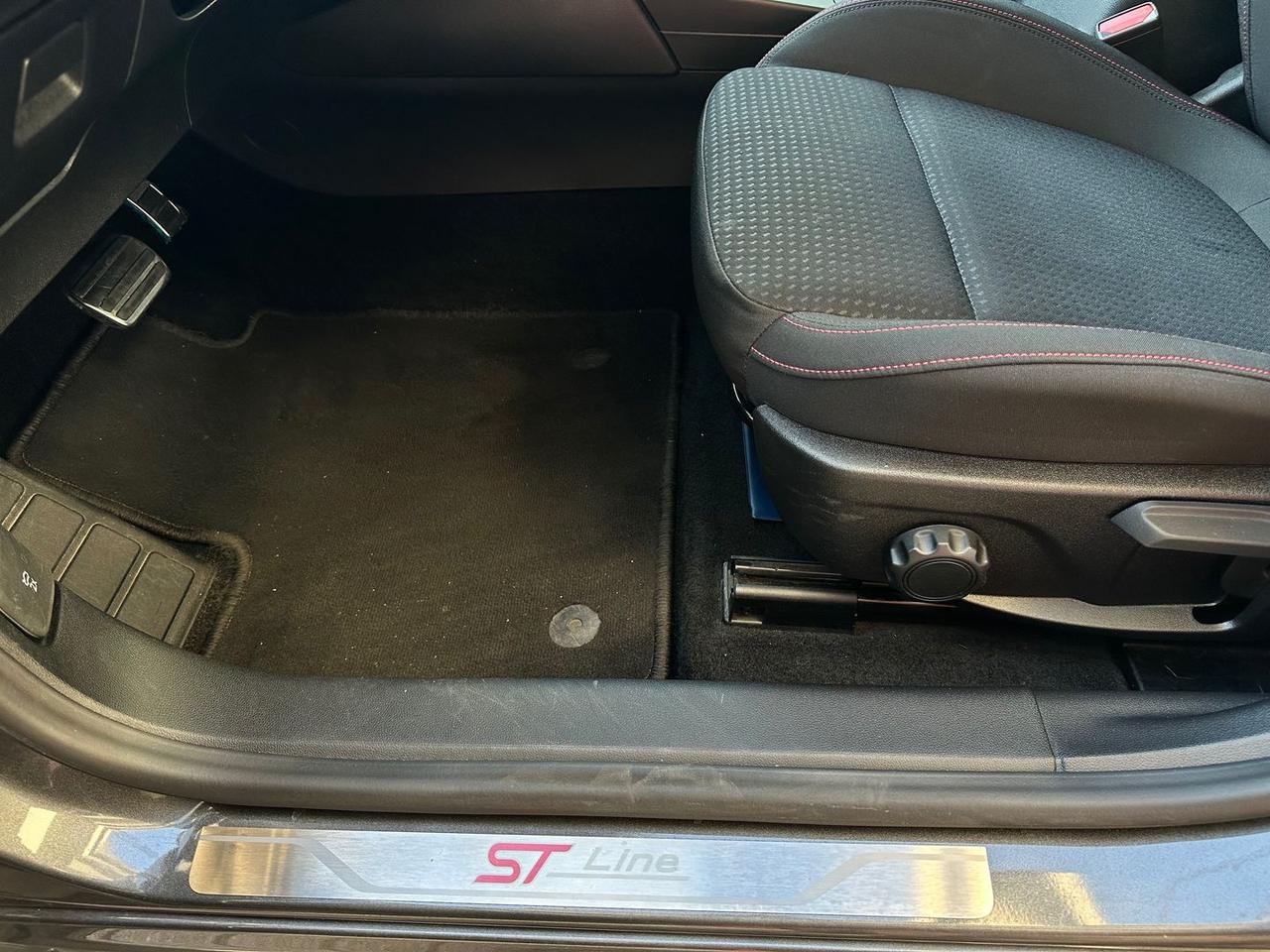 Ford Focus ST Line CO-PILOT 1.0 EcoBoost